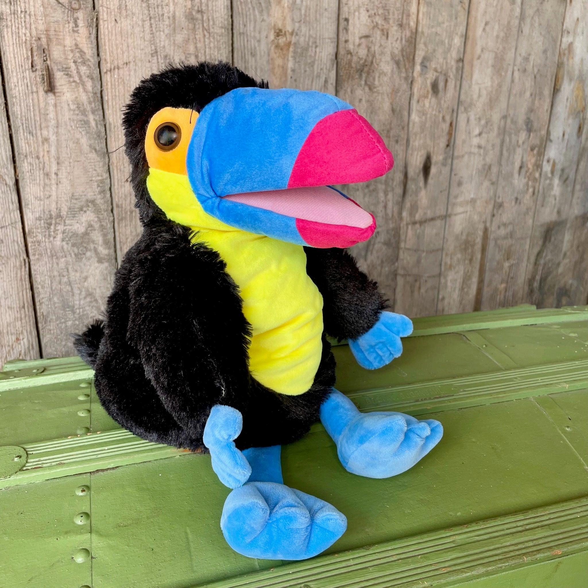 Hånddukken Ebbe for morsom språklæring